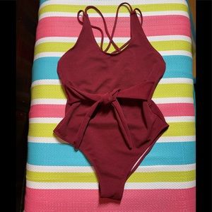 Cupshe Maroon Textured Stripe Tie Front Swimsuit L FREE SHIP